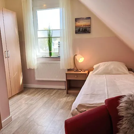 Moewen Und Muschel Nest By Interhome Holiday home Karlshagen